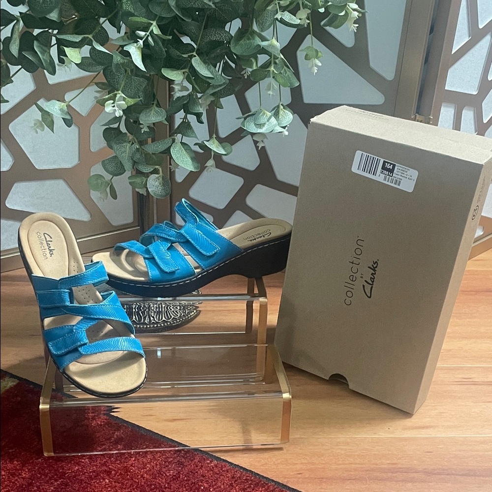 Clark’s Melisa Karli Sandals, Turquoise Leather, Size 9.5